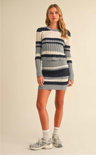 Load image into Gallery viewer, Stripped Knit Skirt