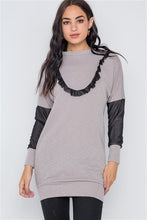 Load image into Gallery viewer, Banded Sleeve Sweater - Grey
